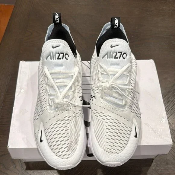 Nike Air Max 270 - Picture 2 of 7